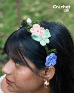 Flowery Hairband - Crochet